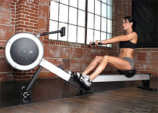concept-2-rowing-machine-woman